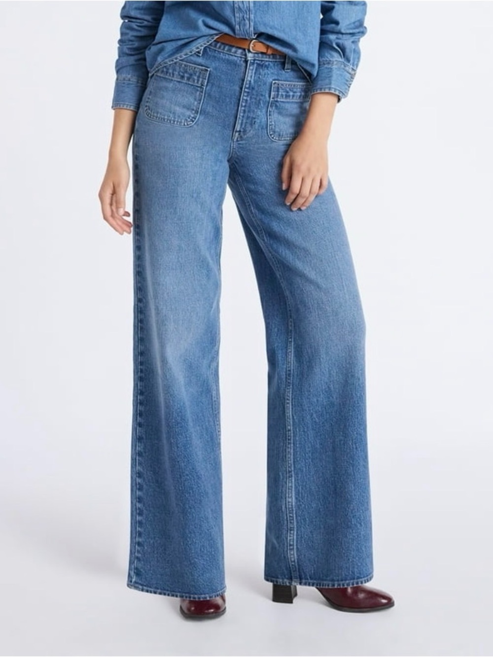 Free Assembly Wide Leg Women's Jeans With Patch Pockets
